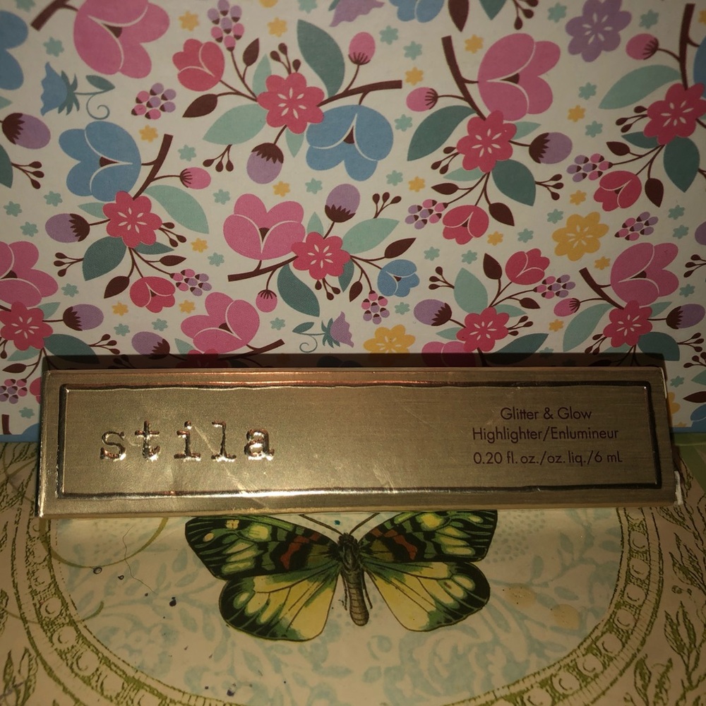 Stila Glitter and Glow Highlighter